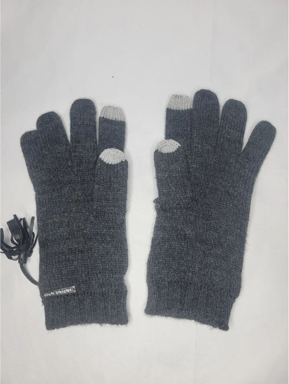 Michael Kors Tech Friendly Tassel Gloves Mittens Dark Grey Gray O/S   ***READ***
